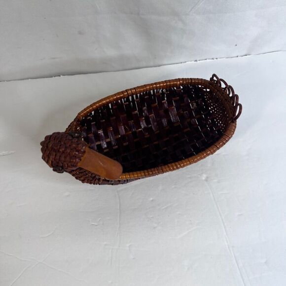 Wicker Woven Duck Shaped Basket VTG 70s 80s Rustic Farmhouse Country Decor MCM - Picture 4 of 7